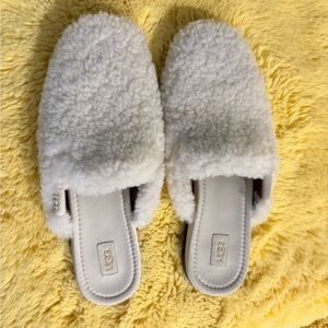 UGG Women's Cozy Cream Slippers